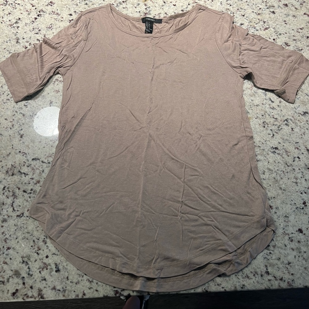 Forever 21 Women’s Tan Half Sleeve Blouse S